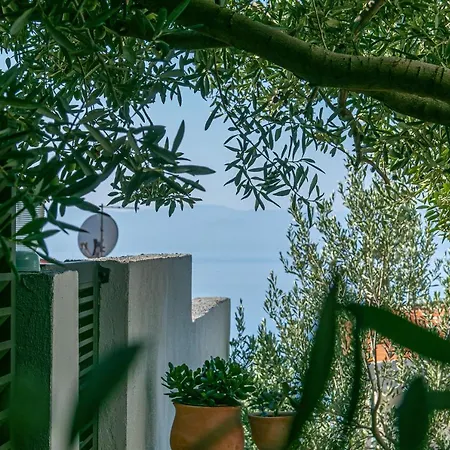 Apartman By The Sea Pisak, Omis - 1008