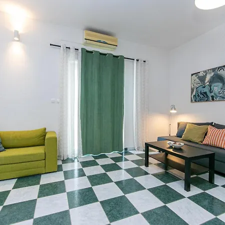 Apartman By The Sea Pisak, Omis - 1008 *