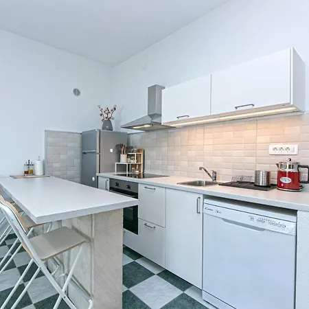 By The Sea Pisak, Omis - 1008 Apartment Mimice